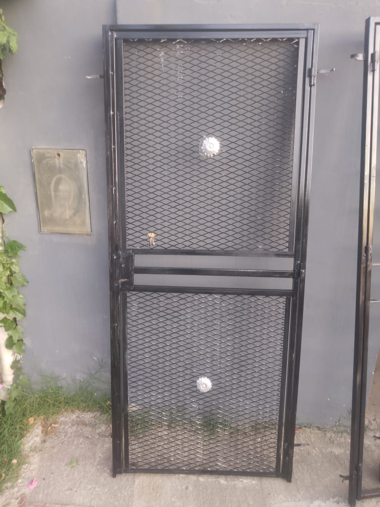 Reja con Malla