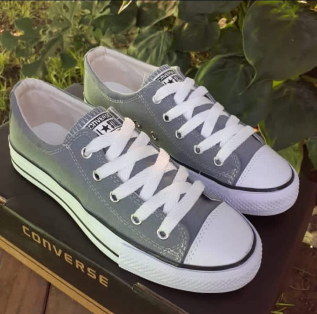 Converse Lona