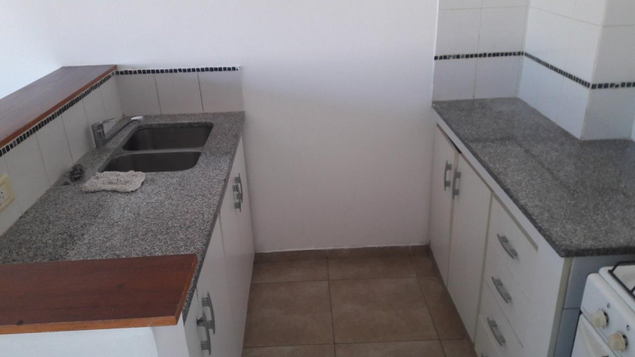 Duplex 2 dormitorios con cochera